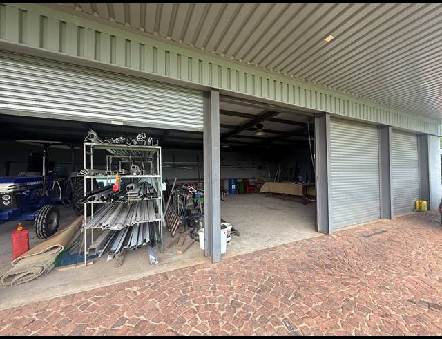 11M² INDUSTRIAL YARD TO LET IN MULDERSDRIFT